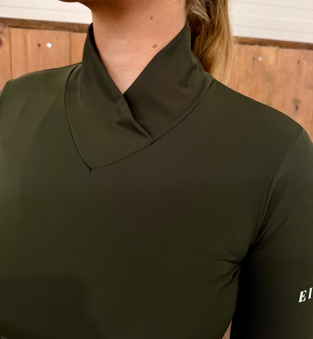 EILA Essential Baselayer - Deep Olive