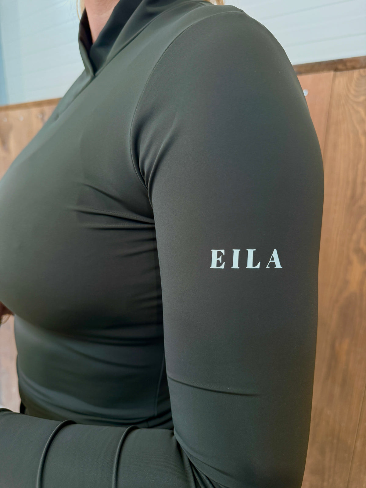 EILA Essential Baselayer - Deep Olive