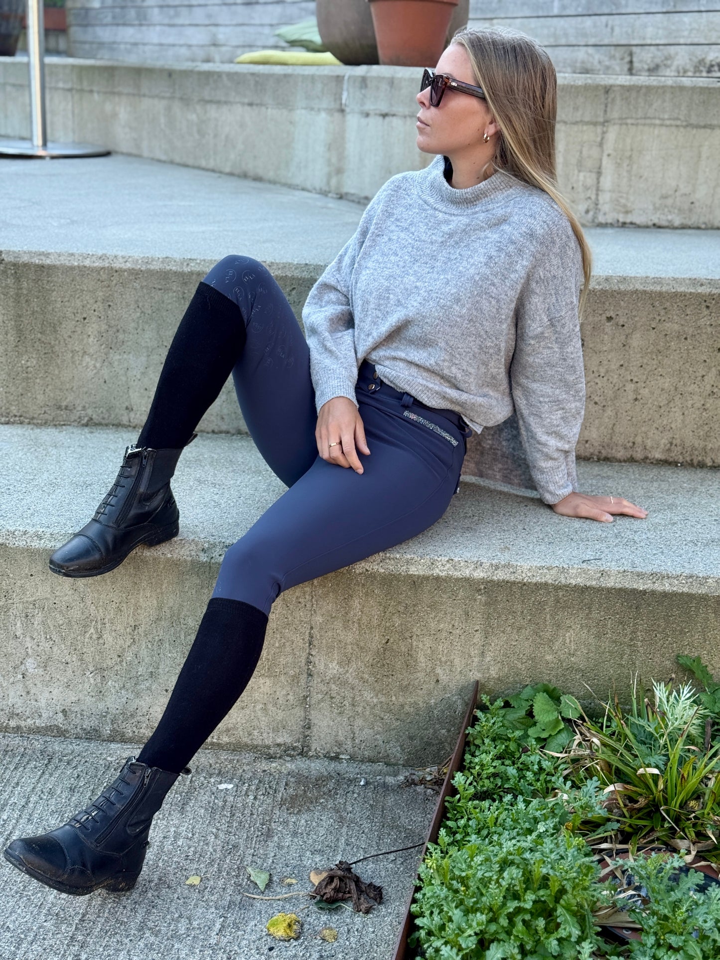 EILA Signature Breeches - Navy